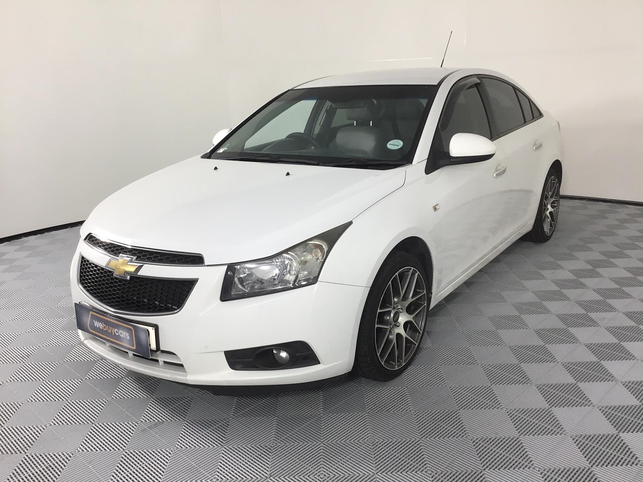Used 2009 Chevrolet Cruze 1.8 LT Auto for sale WeBuyCars
