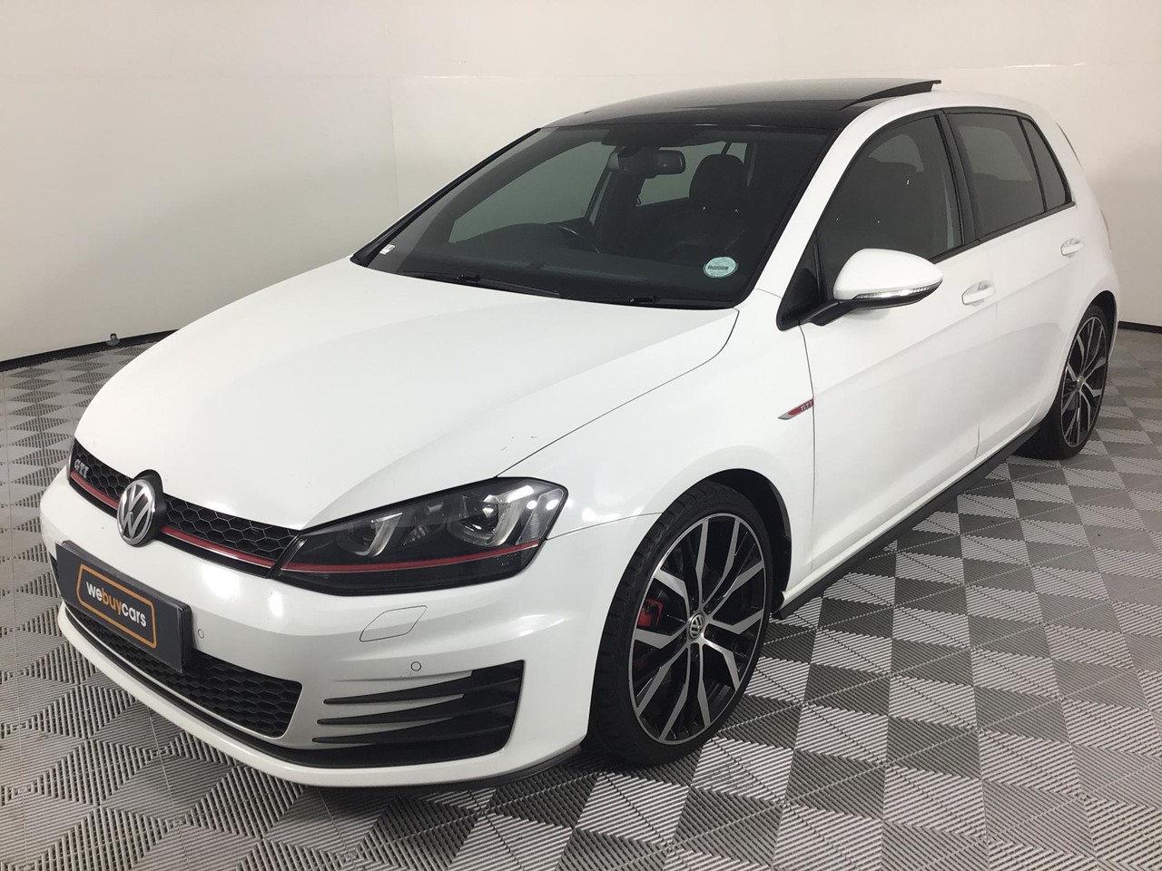 Used 2016 Volkswagen Golf 7 GTI 2.0 TSI DSG for sale | WeBuyCars