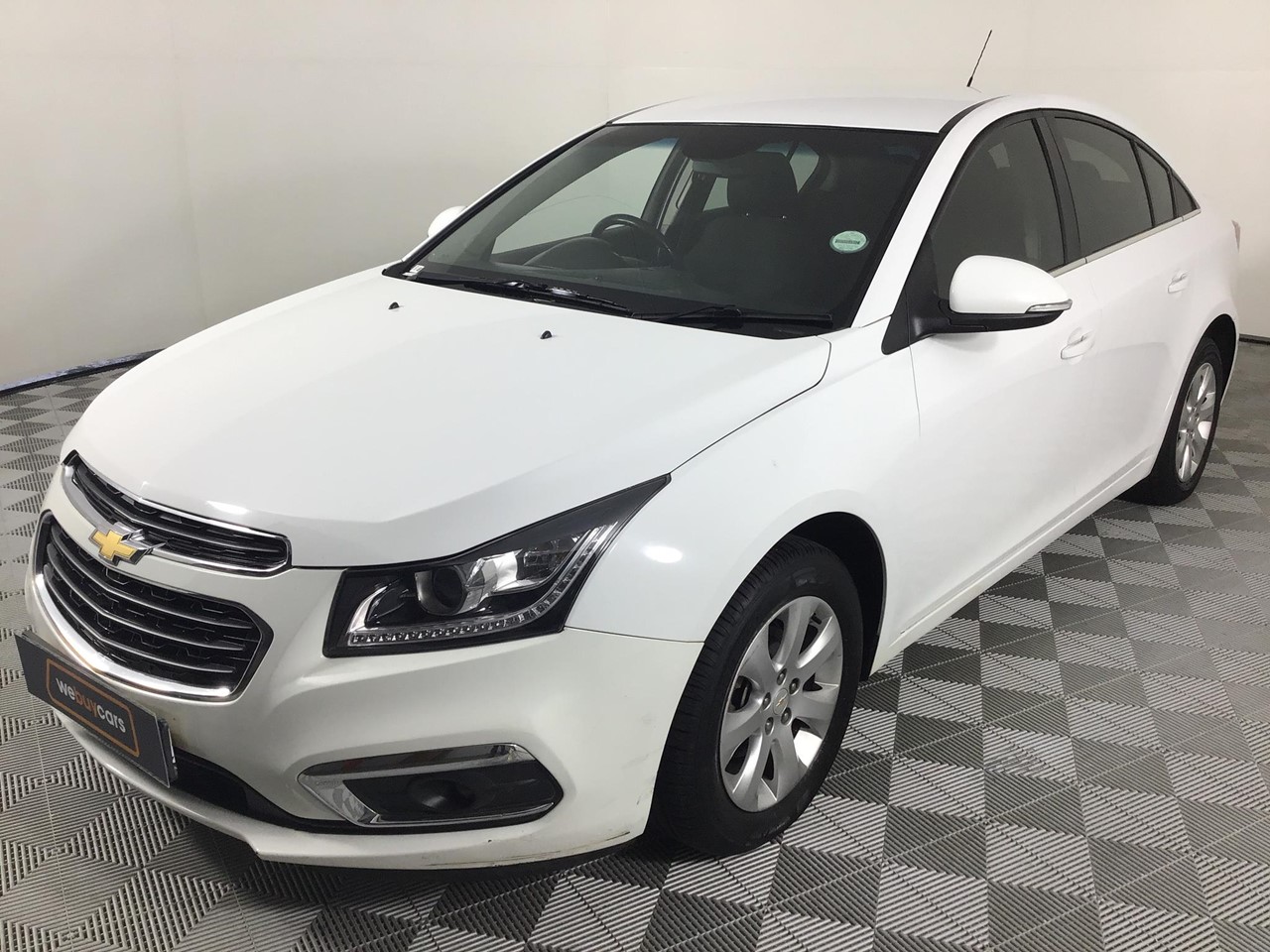 Chevrolet cruze класс автомобиля